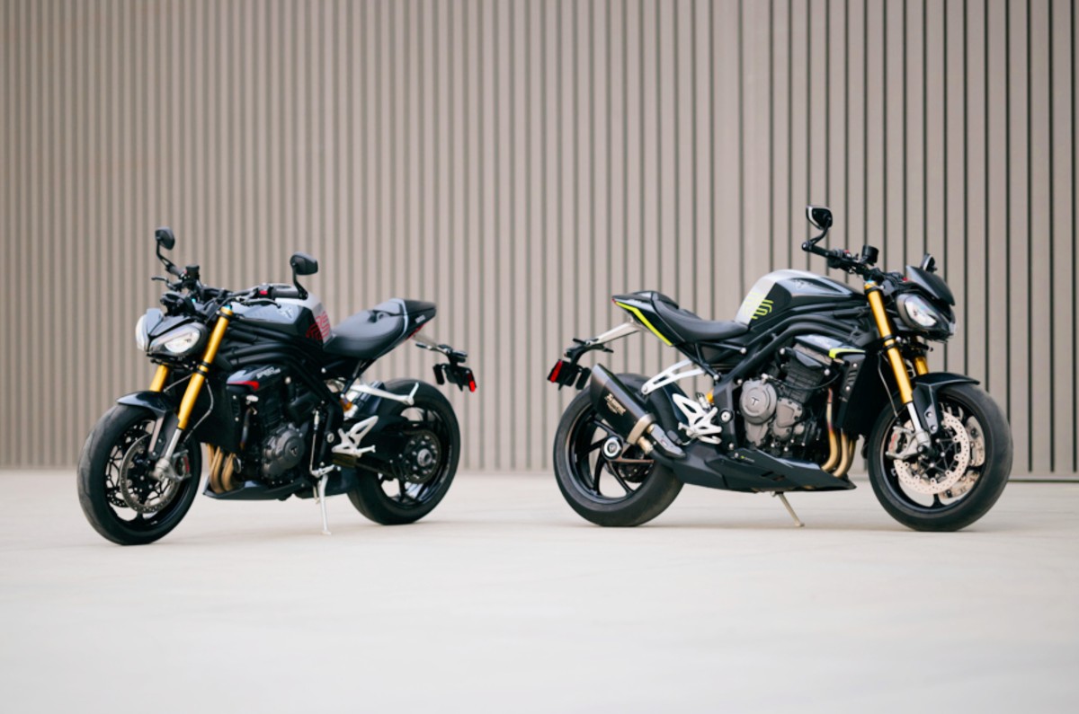 Triumph Speed Triple 1200 RS front right and left static side by side